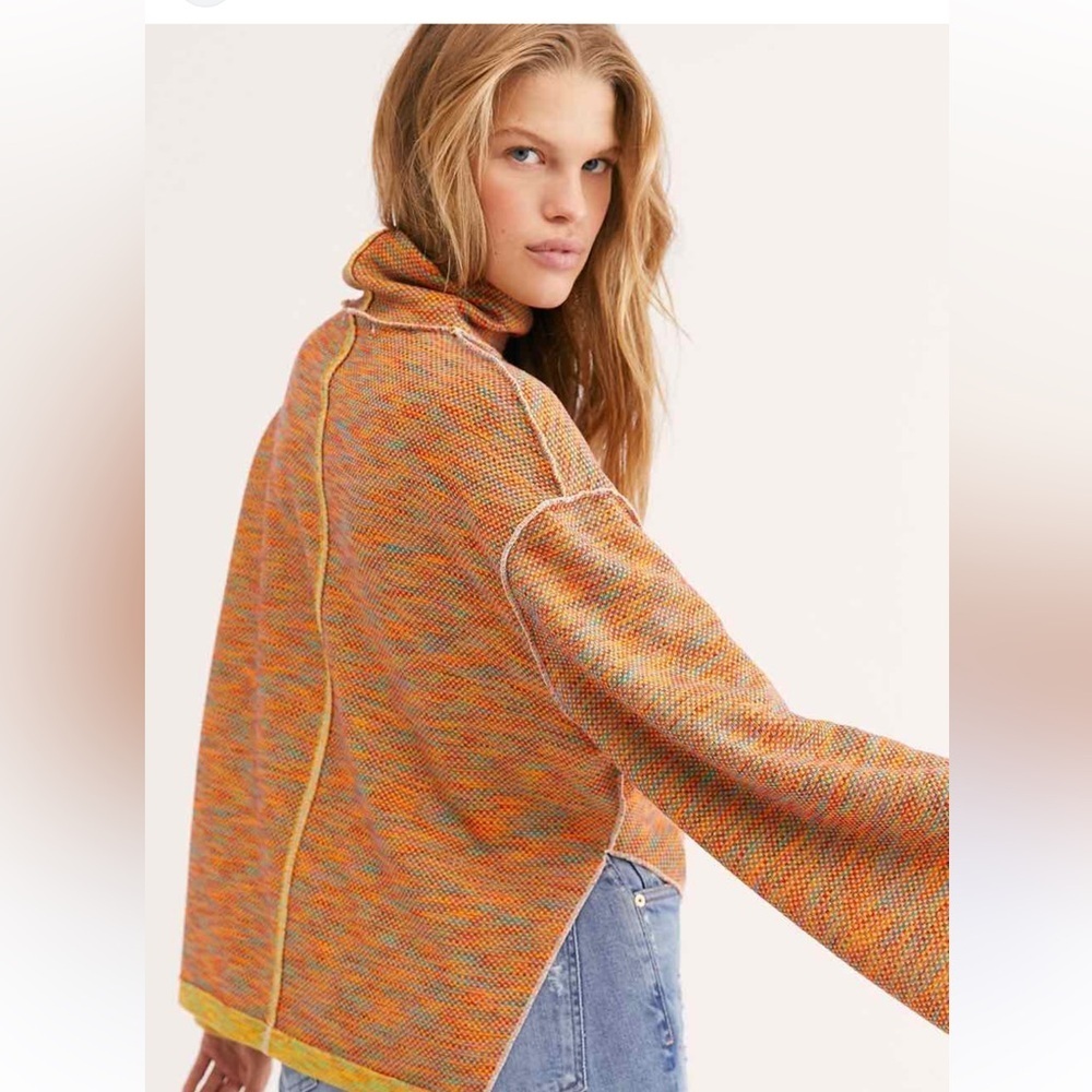 Free People "We The Free Sunny Days Turtleneck" sweater medium EUC